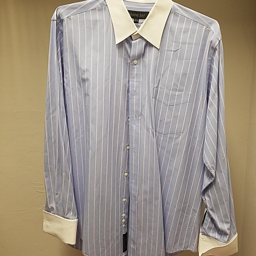 Long sleeve dress shirt